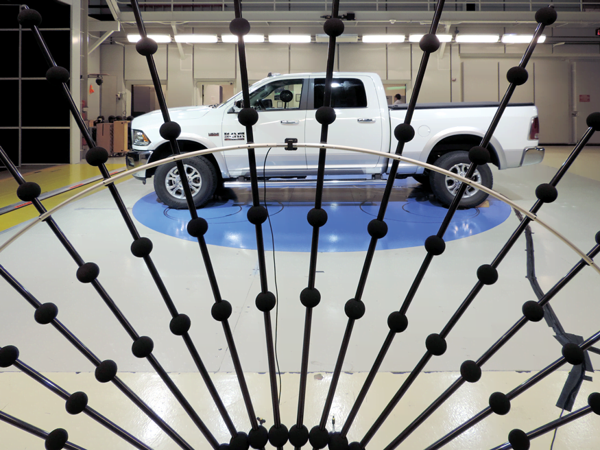 Array measurements in a wind tunnel