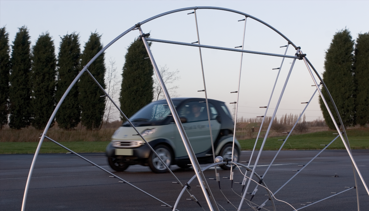 Planar wheel microphone array