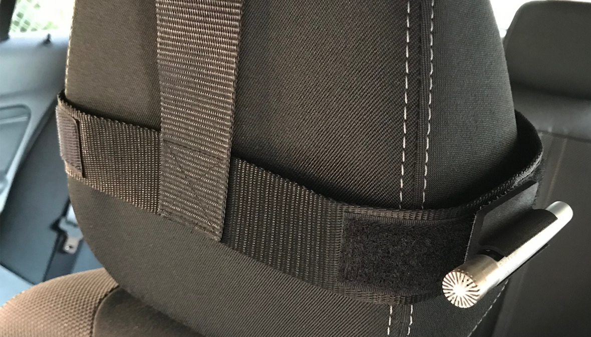 UA-0692 Universal Headrest Microphone holder, for ½” and ¼” microphones