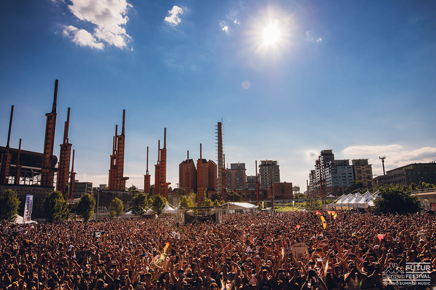 A view from the stage with apartment buildings in the background