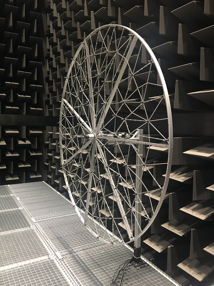 The aerodynamic noise from, for example, wing sections in the test section is measured by Bruel & Kjær’s 2 m diameter, sliced wheel array