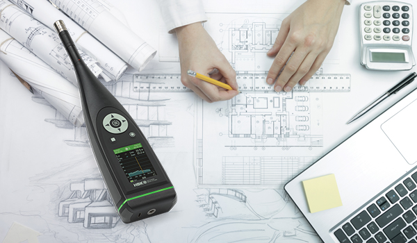 Arbeit am Schreibtisch mit 2255